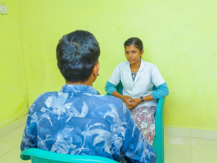 A one-to-one counselling session at the Dunamis centre in Madurai